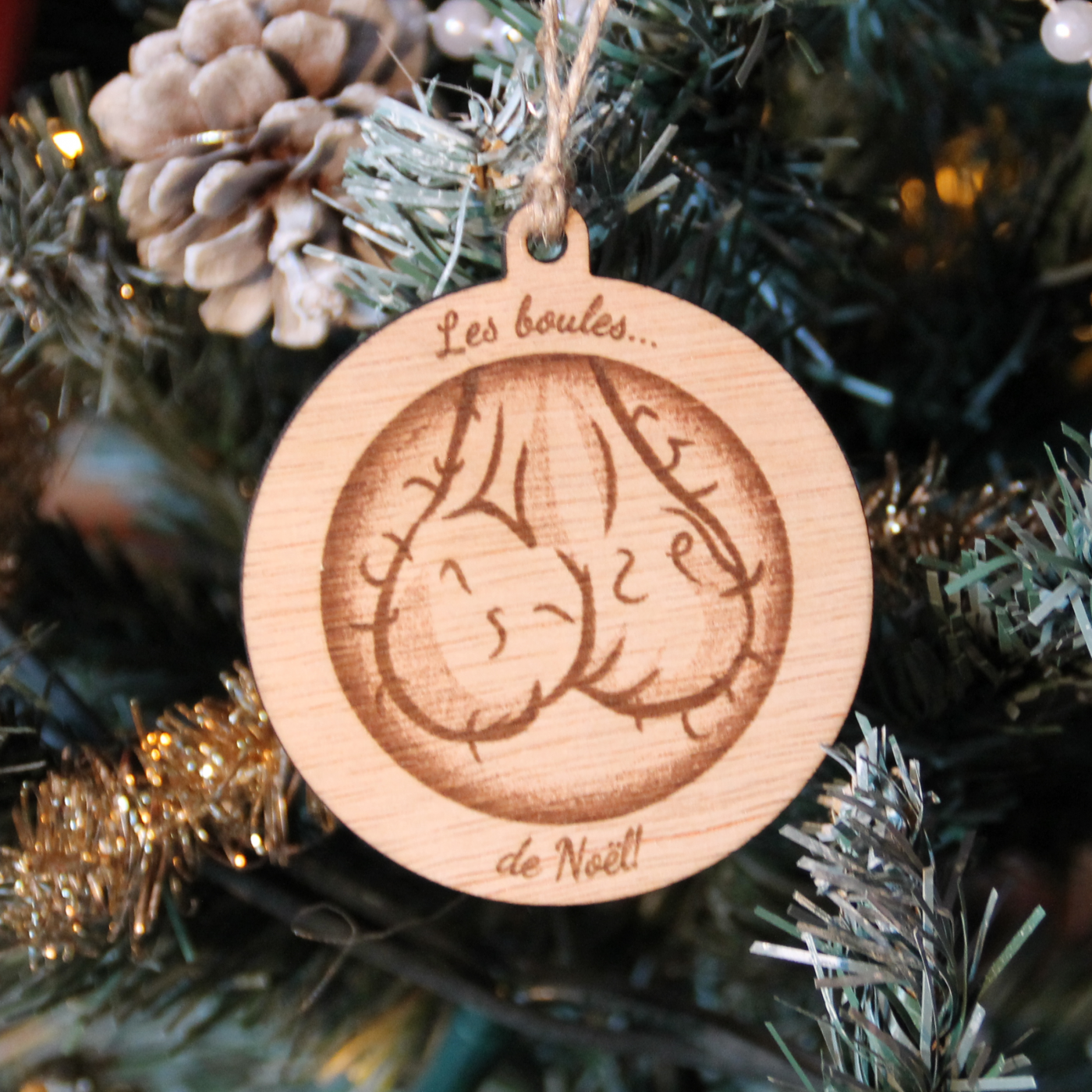 Boule de Noël personnalisé en bois "Baloches"