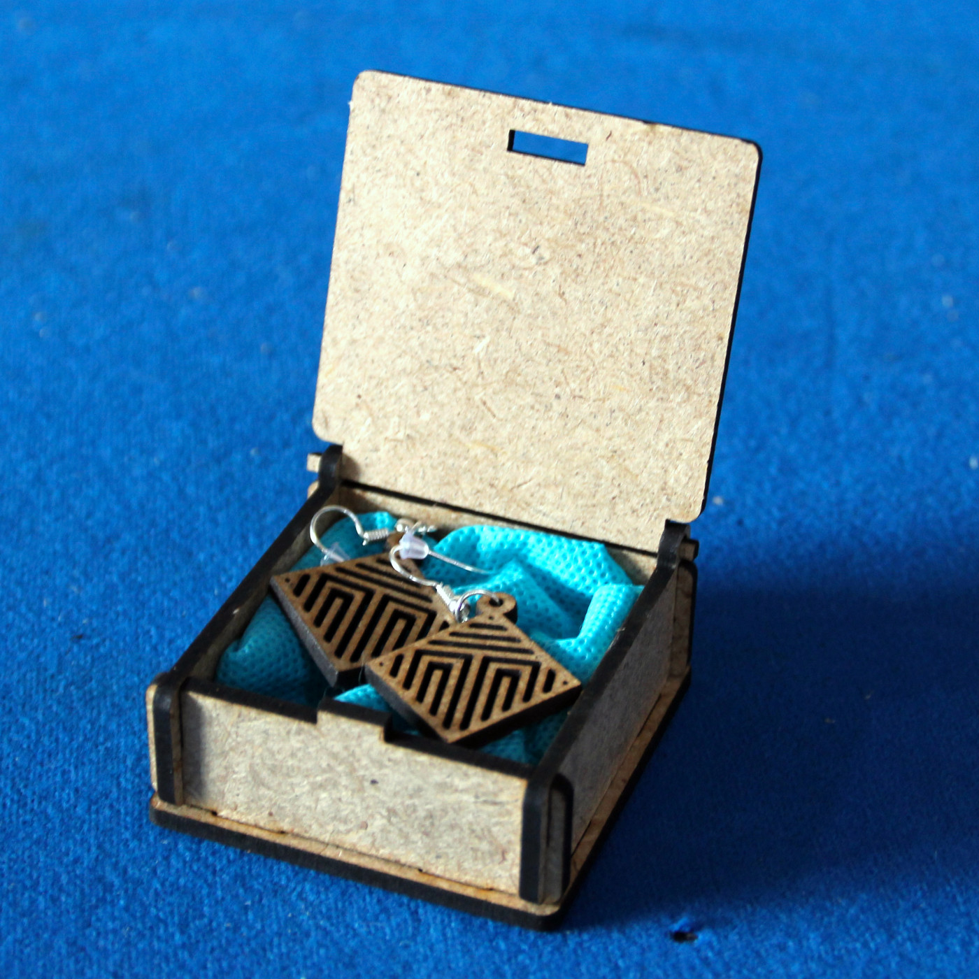 boite à bijoux en bois personnalisable