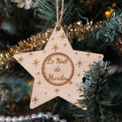 Boule de Noël personnalisé en bois "Étoile"