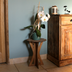 Table d'appoint en bois "Papillon"